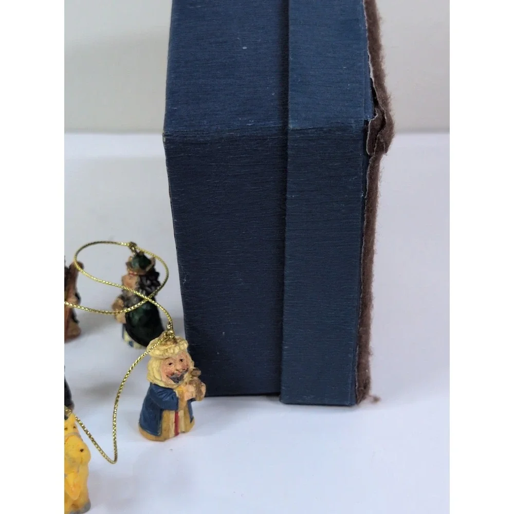 Vintage Nativity Scene Felt Box With Figurine‎ Garland